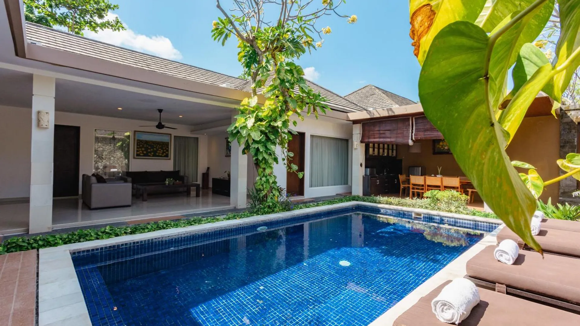 The Yubi Boutique Villas Seminyak - Chse Certified