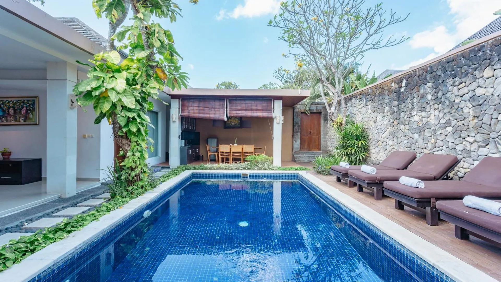 The Yubi Boutique Villas Seminyak - Chse Certified